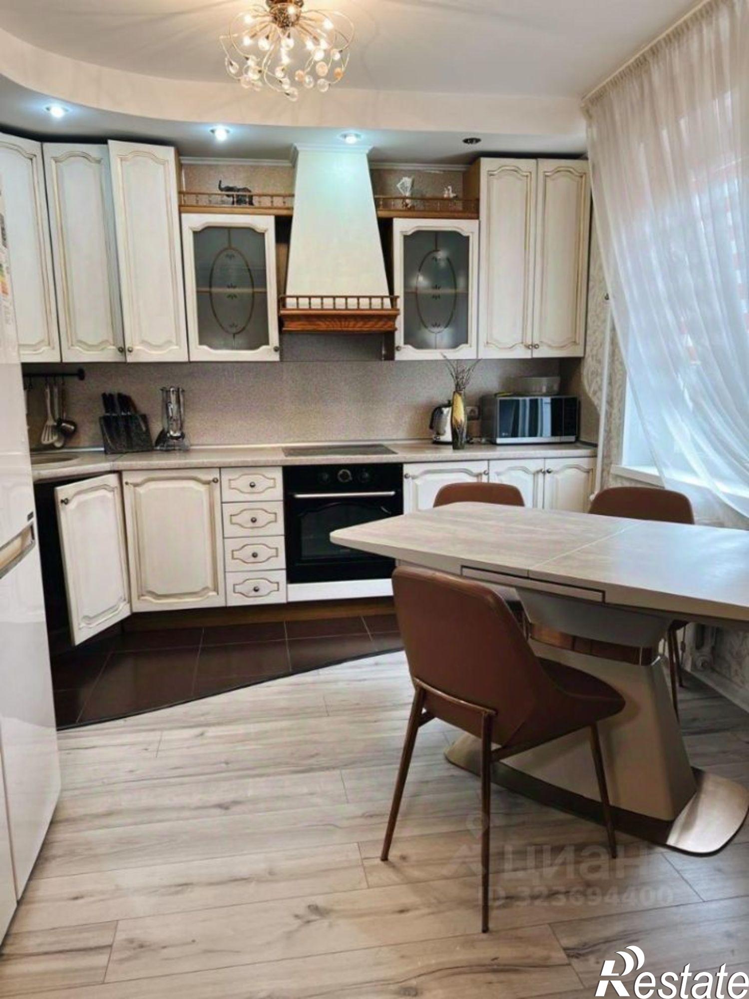 Купить квартиру за 14 800 000 рублей на ул Вольского, 22