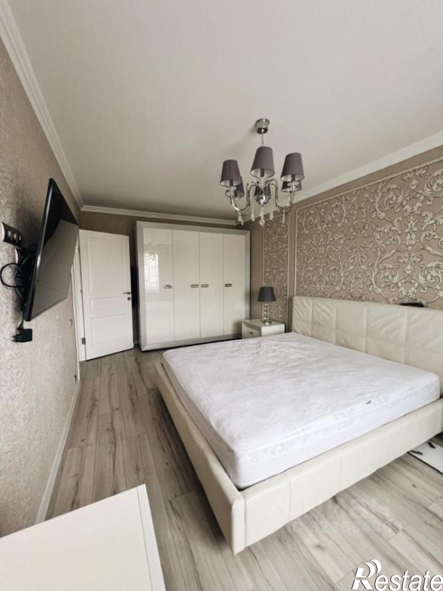 Купить квартиру за 14 800 000 рублей на ул Вольского, 22