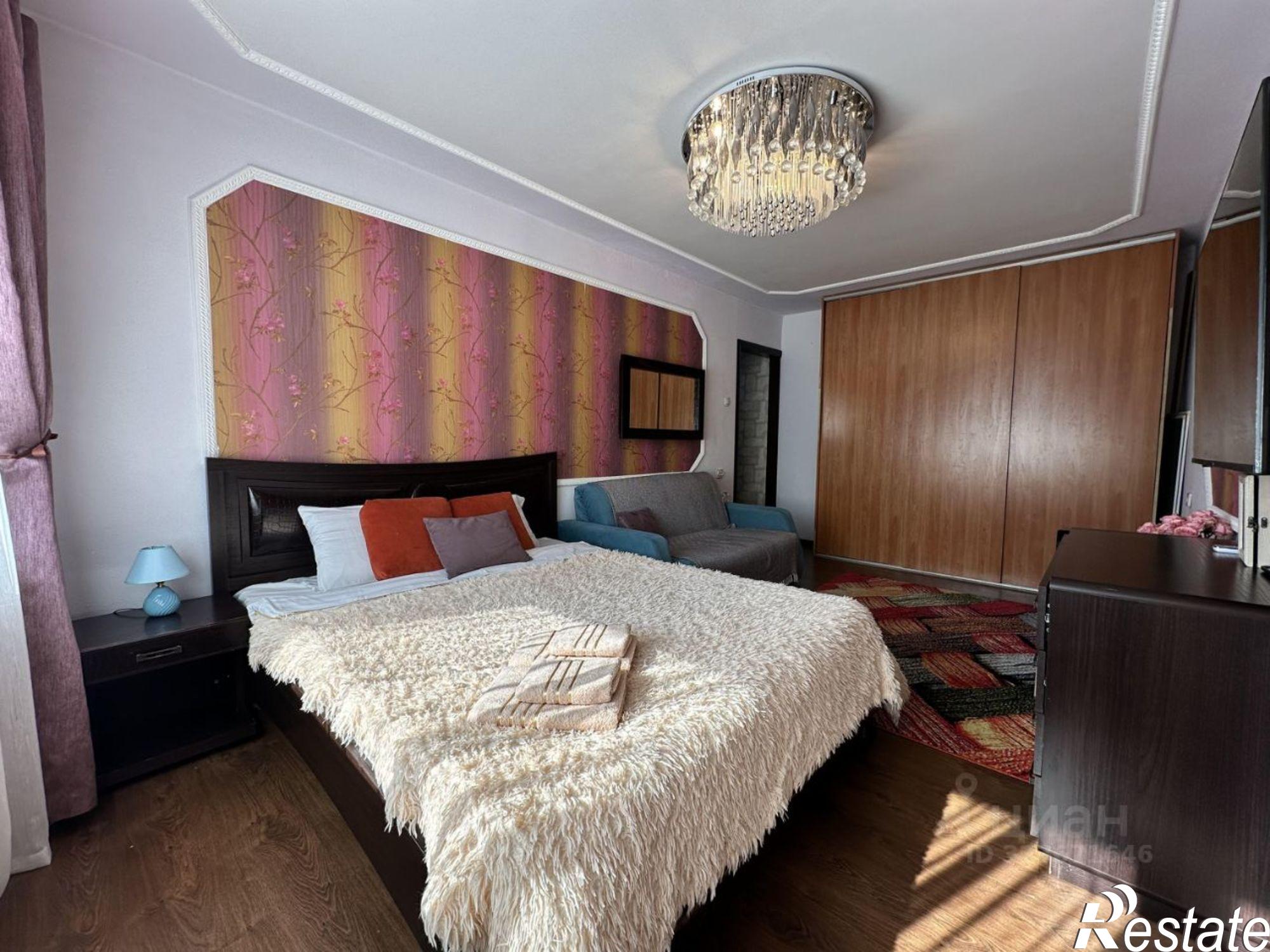 Сдать квартиру за 57 000 рублей на проспект 50 лет Октября, 4/1