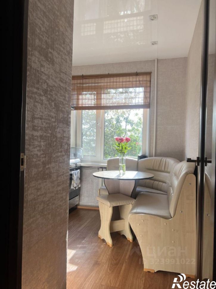 3-комн квартира Кавказская улица, 38,  д. 38