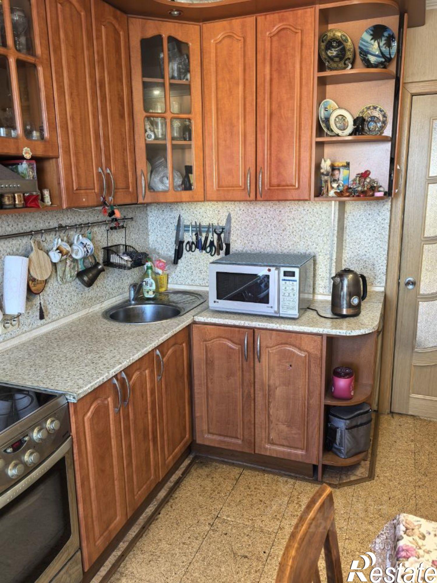 Купить квартиру за 13 200 000 рублей на проспект Рыбаков, 3