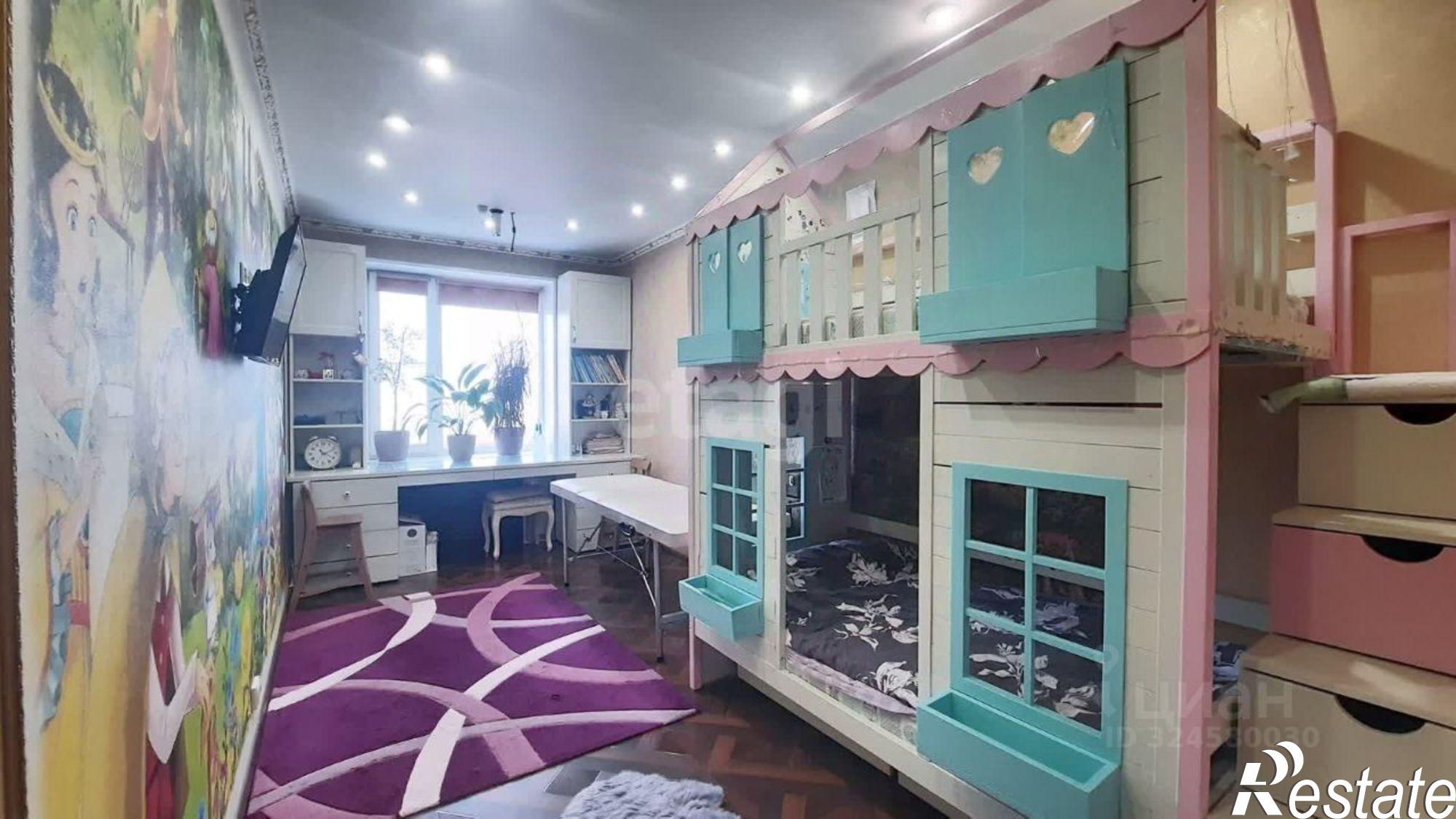 Купить квартиру за 18 000 000 рублей на Туристический проезд, 14А