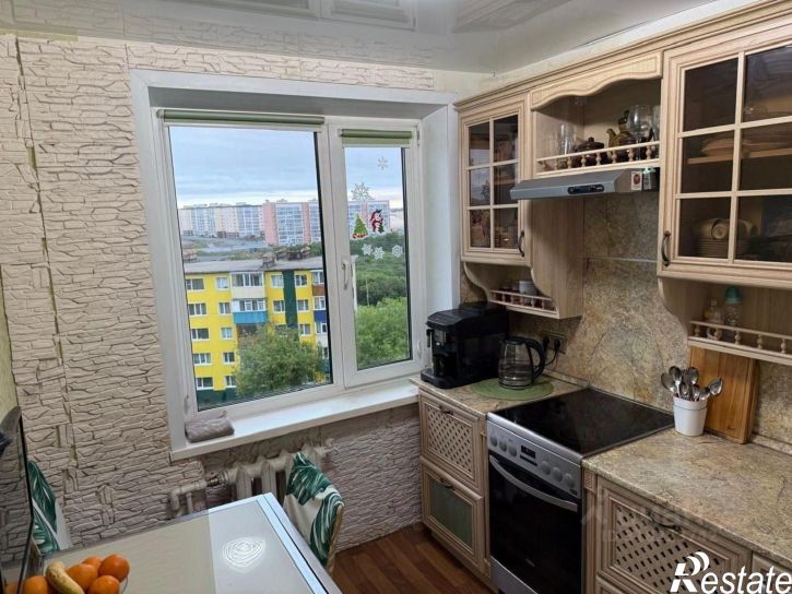 3-комн квартира улица Молчанова, 3,  д. 3